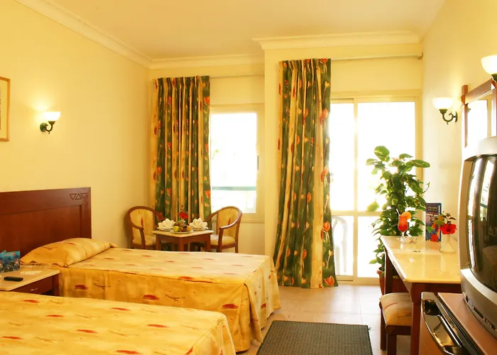 Resort Falcon Hills